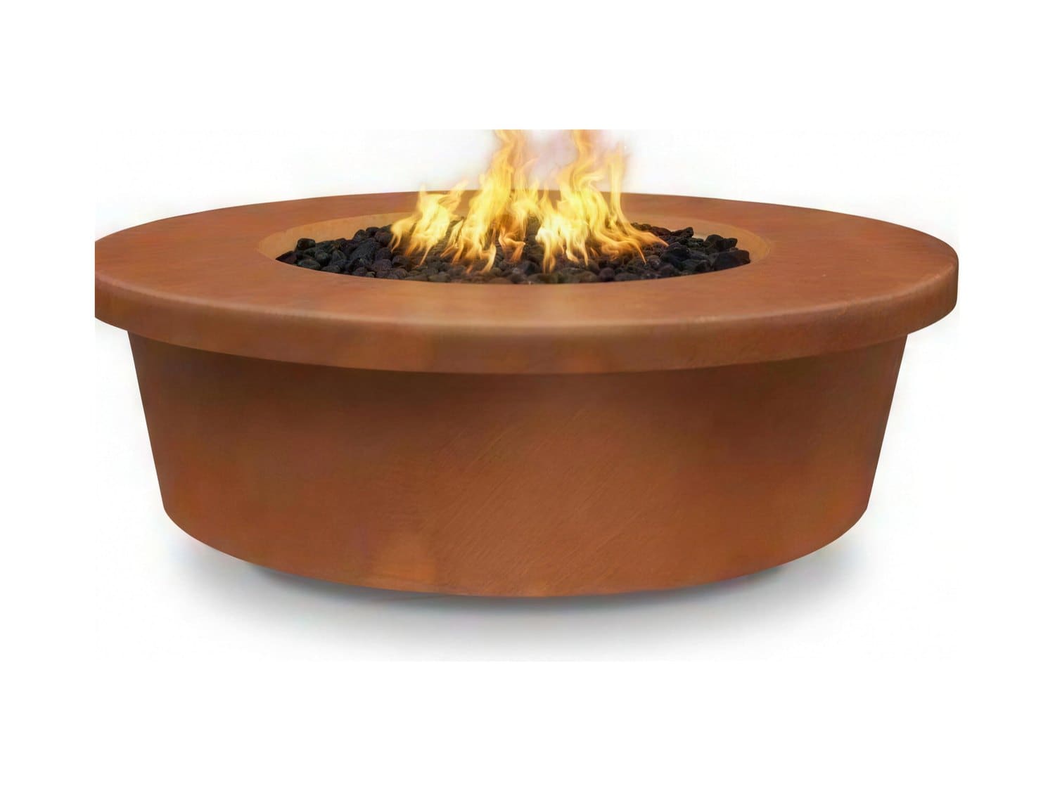 Luminar round gas fire table in a corten finish with a lit flame over a lava-rock bed